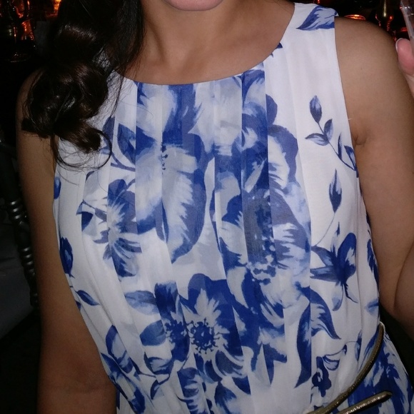 Dress - Picture 2 of 2